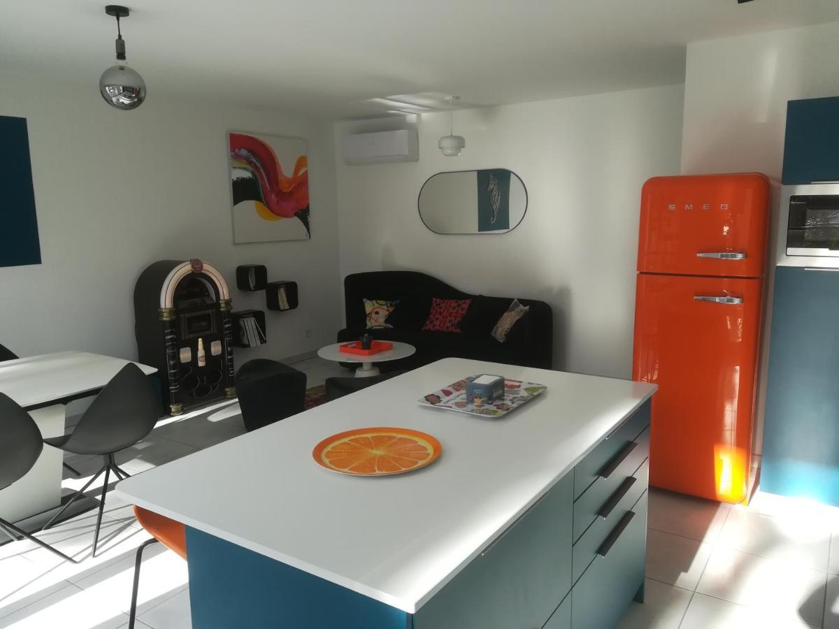 Bel Appartement Avec Terrasse - Plage De Carro A Pied マルティーグ エクステリア 写真