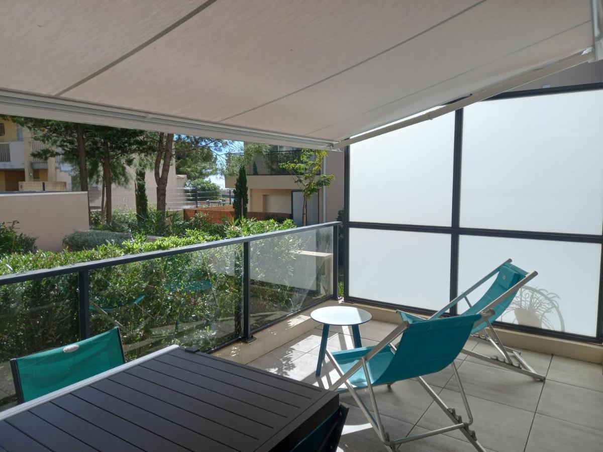 Bel Appartement Avec Terrasse - Plage De Carro A Pied マルティーグ エクステリア 写真